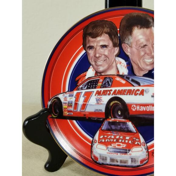 Darrell Waltrip Reflections Of A Champ 6 1/2" Year 1997 Wall Decor Plate Vtg - Picture 4 of 12